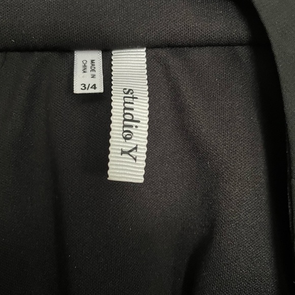 Studio Y back open black dress - Picture 5 of 5